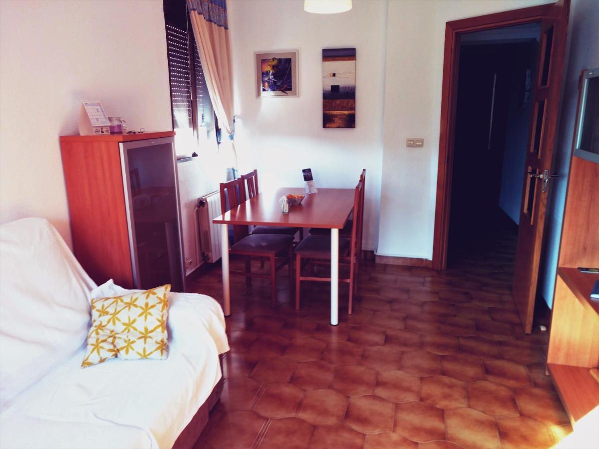 Apartamento 3 Habitaciones En El Centro De Teruel Exterior foto